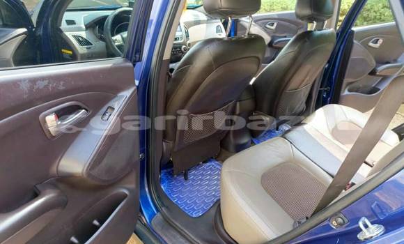 Sayi Na hannu Hyundai Tucson Blue Mota in Baham a West Kamaru Sayi Na hannu Hyundai Tucson Blue Mota in Baham a West Kamaru