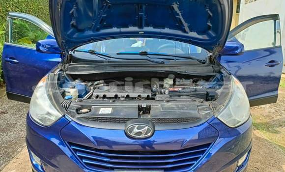 Sayi Na hannu Hyundai Tucson Blue Mota in Baham a West Kamaru Sayi Na hannu Hyundai Tucson Blue Mota in Baham a West Kamaru