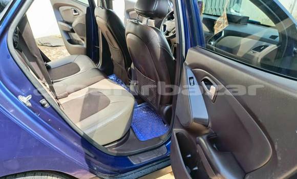 Sayi Na hannu Hyundai Tucson Blue Mota in Baham a West Kamaru Sayi Na hannu Hyundai Tucson Blue Mota in Baham a West Kamaru