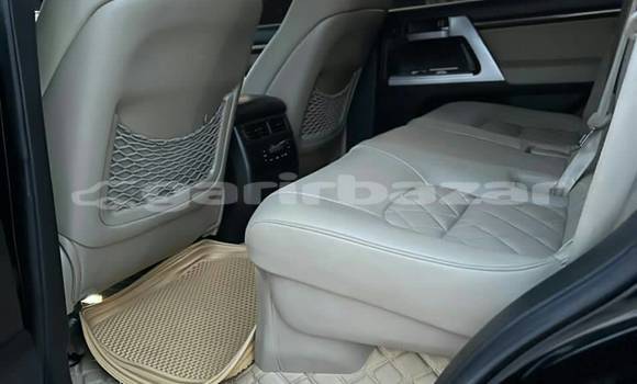 Sayi Na hannu Toyota Land Cruiser Black Mota in Yaounde a Babban Kamaru Sayi Na hannu Toyota Land Cruiser Black Mota in Yaounde a Babban Kamaru