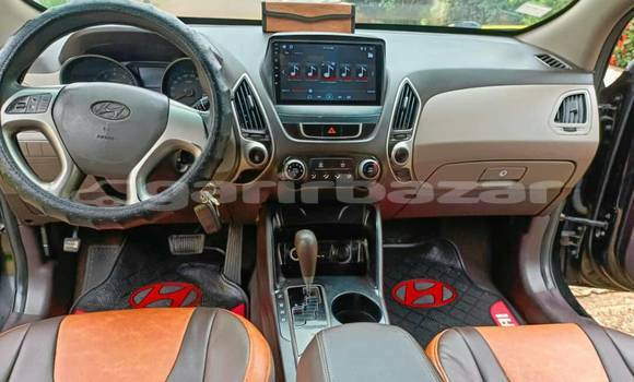 Sayi Na hannu Hyundai Tucson Black Mota in Yaounde a Babban Kamaru Sayi Na hannu Hyundai Tucson Black Mota in Yaounde a Babban Kamaru