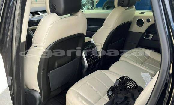 Sayi Na hannu Range Rover Range Rover Black Mota in Akonolinga a Babban Kamaru Sayi Na hannu Range Rover Range Rover Black Mota in Akonolinga a Babban Kamaru