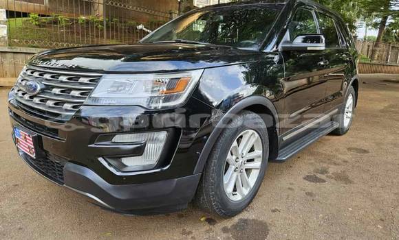 Sayi Na hannu Ford Explorer Black Mota in Bafang a West Kamaru Sayi Na hannu Ford Explorer Black Mota in Bafang a West Kamaru