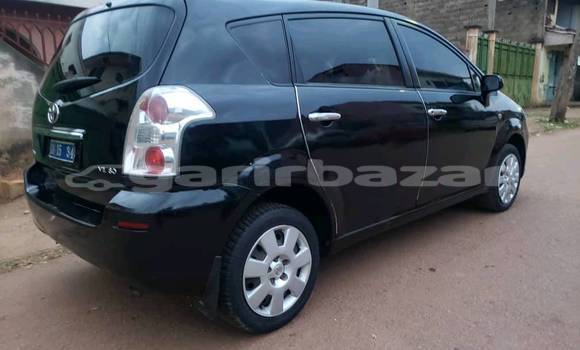 Acheter Occasion Voiture Toyota IST Noir à Yaoundé, Central Cameroon Acheter Occasion Voiture Toyota IST Noir à Yaoundé, Central Cameroon