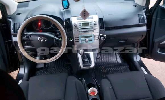 Acheter Occasion Voiture Toyota IST Noir à Yaoundé, Central Cameroon Acheter Occasion Voiture Toyota IST Noir à Yaoundé, Central Cameroon