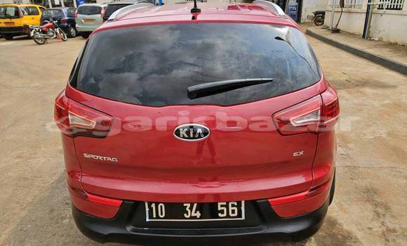 Acheter Occasion Voiture Kia Sportage Rouge à Bafia, Central Cameroon Acheter Occasion Voiture Kia Sportage Rouge à Bafia, Central Cameroon