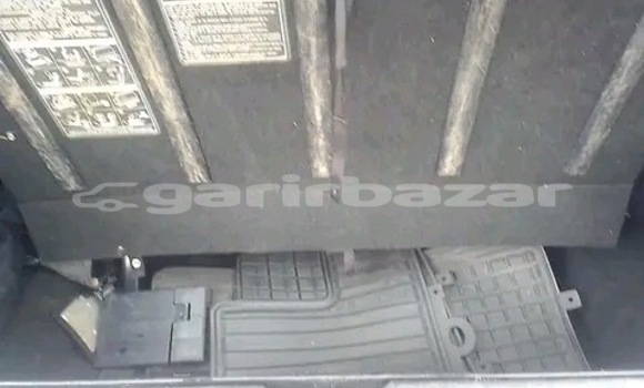 Sayi Sabo Mitsubishi Outlander White Mota in Douala a Ƙasar Kamaru Sayi Sabo Mitsubishi Outlander White Mota in Douala a Ƙasar Kamaru