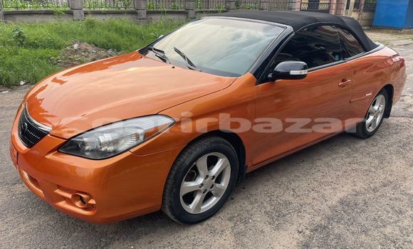 Sayi Na hannu Toyota Solara Sauran Mota in Douala a Ƙasar Kamaru