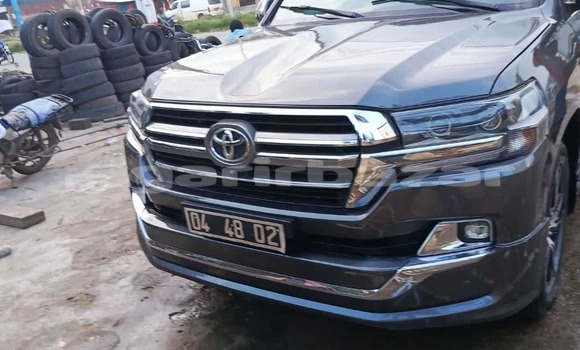 Acheter Occasion Voiture Toyota Land Cruiser Autre à Bafia, Central Cameroon