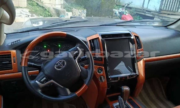 Buy Used Toyota Land Cruiser Other Car in Bafia in Central Cameroon Buy Used Toyota Land Cruiser Other Car in Bafia in Central Cameroon