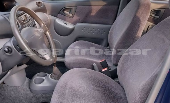 Buy Used Toyota Yaris Blue Car in Bafoussam in West Cameroon Buy Used Toyota Yaris Blue Car in Bafoussam in West Cameroon
