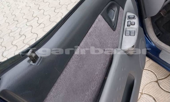 Buy Used Toyota Yaris Blue Car in Bafoussam in West Cameroon Buy Used Toyota Yaris Blue Car in Bafoussam in West Cameroon