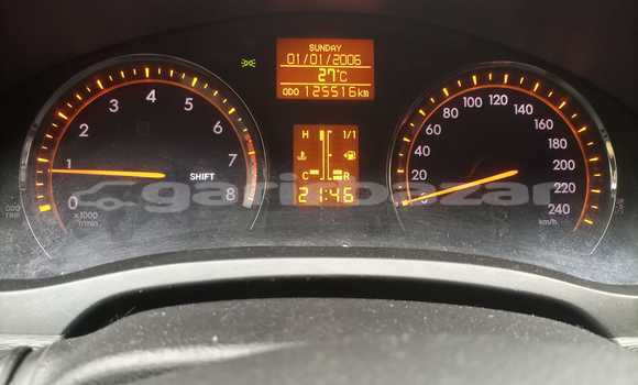 Sayi Na hannu Toyota Avensis Black Mota in Douala a Ƙasar Kamaru Sayi Na hannu Toyota Avensis Black Mota in Douala a Ƙasar Kamaru