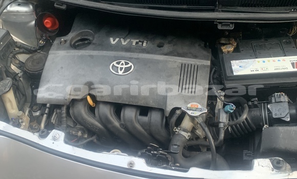 Acheter Occasion Voiture Toyota Vitz Gris à Douala, Littoral Cameroon Acheter Occasion Voiture Toyota Vitz Gris à Douala, Littoral Cameroon