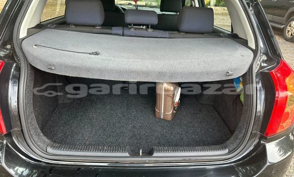 Sayi Na hannu Toyota Corolla Black Mota in Douala a Ƙasar Kamaru Sayi Na hannu Toyota Corolla Black Mota in Douala a Ƙasar Kamaru