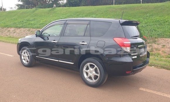 Acheter Occasion Voiture Toyota Vanguard Noir à Yaoundé, Central Cameroon Acheter Occasion Voiture Toyota Vanguard Noir à Yaoundé, Central Cameroon