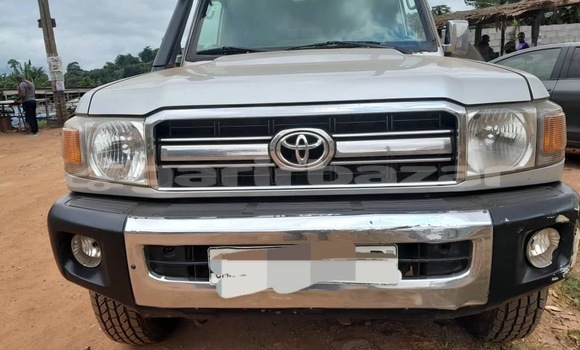 Sayi Sabo Toyota Land Cruiser Sauran Mota in Yaounde a Babban Kamaru Sayi Sabo Toyota Land Cruiser Sauran Mota in Yaounde a Babban Kamaru