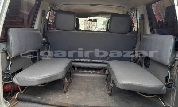 Sayi Sabo Toyota Land Cruiser Sauran Mota in Yaounde a Babban Kamaru Sayi Sabo Toyota Land Cruiser Sauran Mota in Yaounde a Babban Kamaru