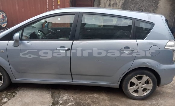 Buy Import Toyota Corolla Blue Car in Douala in Littoral Cameroon