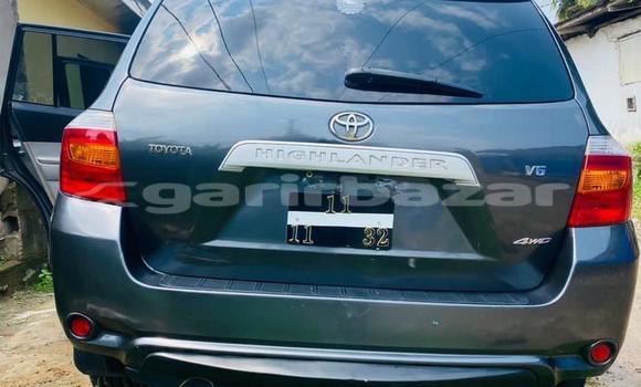 Acheter Import Voiture Toyota Highlander Bleu à Douala, Littoral Cameroon