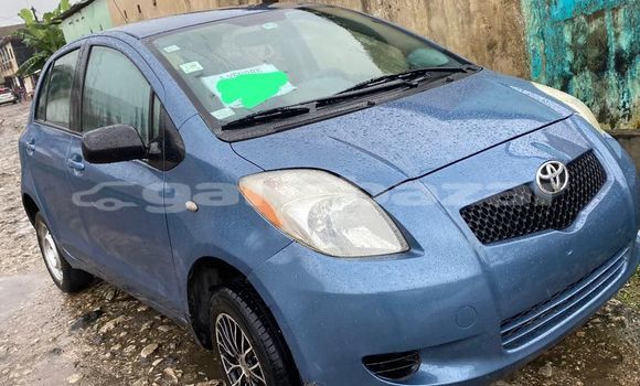 Buy Used Toyota Yaris Blue Car in Douala in Littoral Cameroon Buy Used Toyota Yaris Blue Car in Douala in Littoral Cameroon