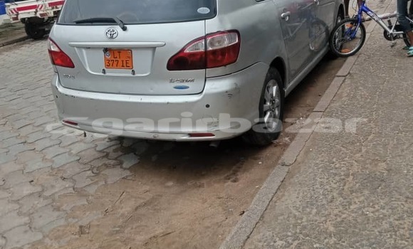 Buy Used Toyota Avensis Verso Silver Car in Douala in Littoral Cameroon Buy Used Toyota Avensis Verso Silver Car in Douala in Littoral Cameroon