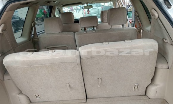 Buy Used Toyota Avensis Verso Silver Car in Douala in Littoral Cameroon Buy Used Toyota Avensis Verso Silver Car in Douala in Littoral Cameroon