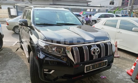 Acheter Import Voiture Toyota Land Cruiser Prado Noir à Douala, Littoral Cameroon