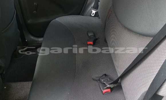 Acheter Occasion Voiture Toyota Yaris Gris à Douala, Littoral Cameroon Acheter Occasion Voiture Toyota Yaris Gris à Douala, Littoral Cameroon