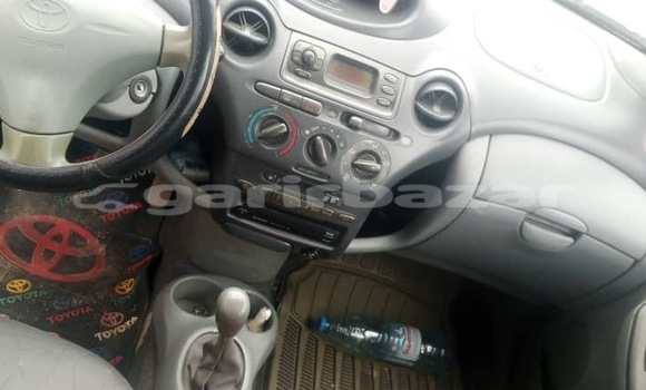 Acheter Occasion Voiture Toyota Yaris Blanc à Douala, Littoral Cameroon Acheter Occasion Voiture Toyota Yaris Blanc à Douala, Littoral Cameroon