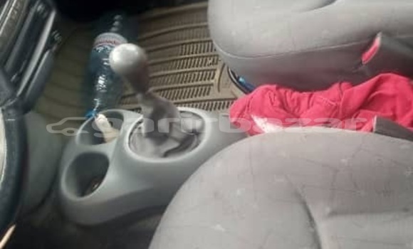 Acheter Occasion Voiture Toyota Yaris Blanc à Douala, Littoral Cameroon Acheter Occasion Voiture Toyota Yaris Blanc à Douala, Littoral Cameroon