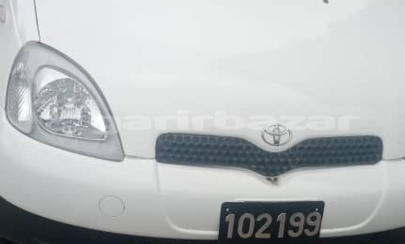 Acheter Occasion Voiture Toyota Yaris Blanc à Douala, Littoral Cameroon Acheter Occasion Voiture Toyota Yaris Blanc à Douala, Littoral Cameroon