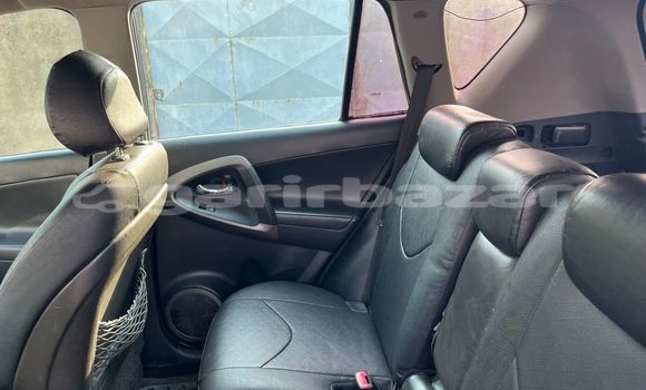 Acheter Occasion Voiture Toyota RAV4 Noir à Douala, Littoral Cameroon Acheter Occasion Voiture Toyota RAV4 Noir à Douala, Littoral Cameroon