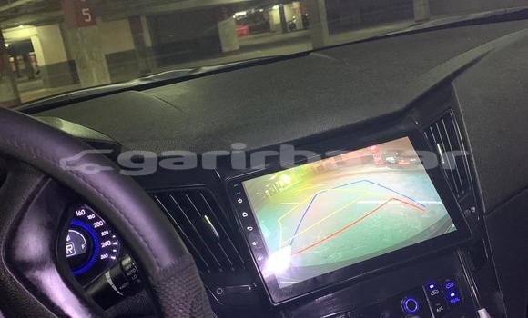 Sayi Na hannu Hyundai Sonata Black Mota in Douala a Ƙasar Kamaru Sayi Na hannu Hyundai Sonata Black Mota in Douala a Ƙasar Kamaru