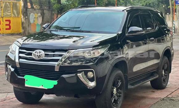 Buy New Toyota Fortuner Black Car in Douala in Littoral Cameroon