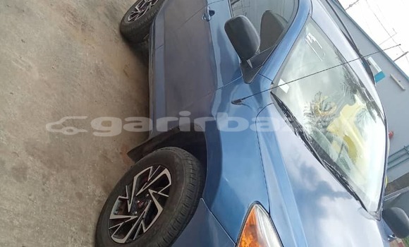 Acheter Occasion Voiture Toyota RAV4 Bleu à Douala, Littoral Cameroon Acheter Occasion Voiture Toyota RAV4 Bleu à Douala, Littoral Cameroon