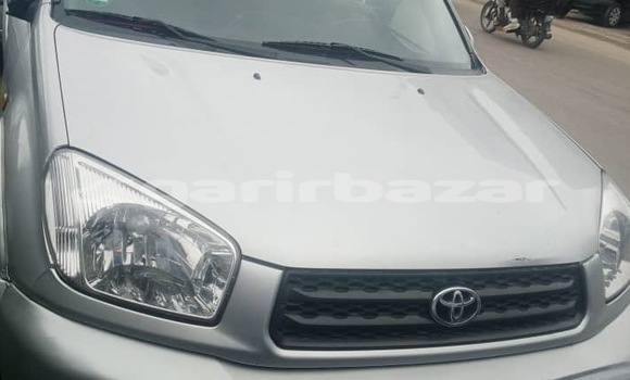 Buy Used Toyota RAV4 Silver Car in Douala in Littoral Cameroon Buy Used Toyota RAV4 Silver Car in Douala in Littoral Cameroon