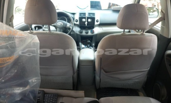 Acheter Occasion Voiture Toyota RAV4 Bleu à Douala, Littoral Cameroon Acheter Occasion Voiture Toyota RAV4 Bleu à Douala, Littoral Cameroon