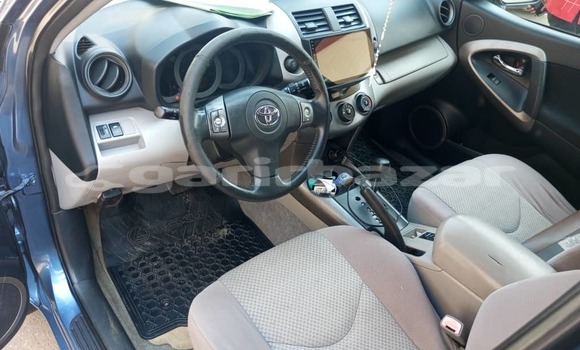Acheter Occasion Voiture Toyota RAV4 Bleu à Douala, Littoral Cameroon Acheter Occasion Voiture Toyota RAV4 Bleu à Douala, Littoral Cameroon
