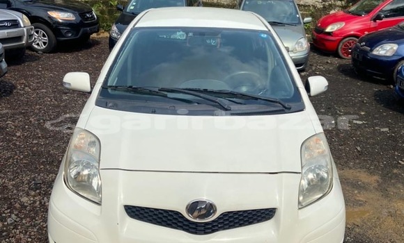 Sayi Sabo Toyota Yaris Sauran Mota in Douala a Ƙasar Kamaru Sayi Sabo Toyota Yaris Sauran Mota in Douala a Ƙasar Kamaru