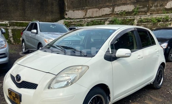 Sayi Sabo Toyota Yaris Sauran Mota in Douala a Ƙasar Kamaru Sayi Sabo Toyota Yaris Sauran Mota in Douala a Ƙasar Kamaru