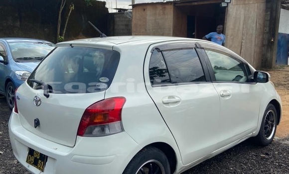 Sayi Sabo Toyota Yaris Sauran Mota in Douala a Ƙasar Kamaru Sayi Sabo Toyota Yaris Sauran Mota in Douala a Ƙasar Kamaru