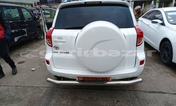 Acheter Occasion Voiture Toyota RAV4 Autre à Yaoundé, Central Cameroon Acheter Occasion Voiture Toyota RAV4 Autre à Yaoundé, Central Cameroon