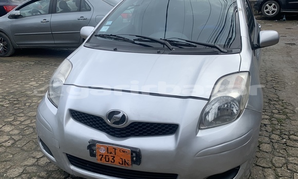 Acheter Occasion Voiture Toyota Vitz Gris à Douala, Littoral Cameroon