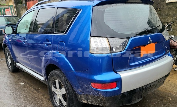 Buy Used Mitsubishi Outlander Blue Car in Douala in Littoral Cameroon Buy Used Mitsubishi Outlander Blue Car in Douala in Littoral Cameroon