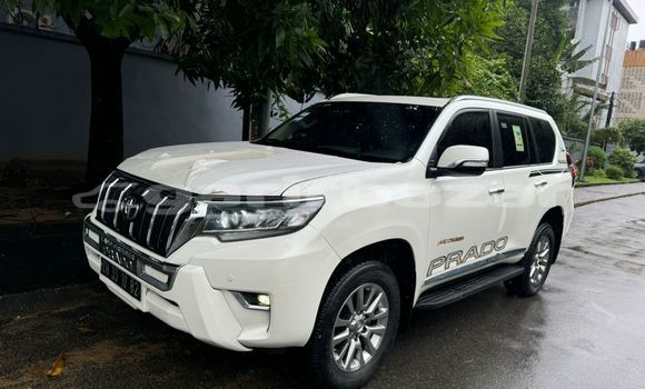 Acheter Neuf Voiture Toyota Prado Blanc à Douala, Littoral Cameroon