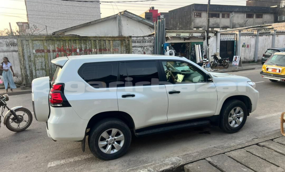 Buy New Toyota Prado White Car in Douala in Littoral Cameroon