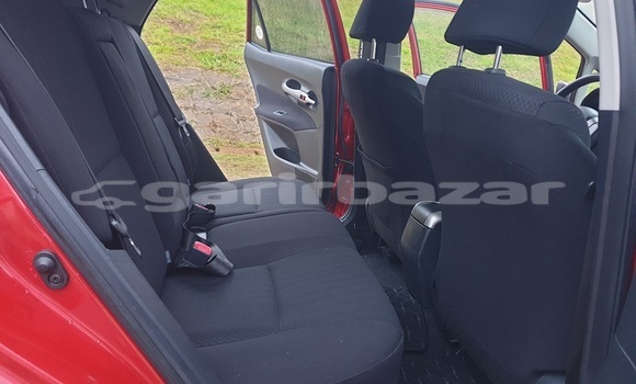 Acheter Occasion Voiture Toyota Auris Rouge à Yaoundé, Central Cameroon Acheter Occasion Voiture Toyota Auris Rouge à Yaoundé, Central Cameroon