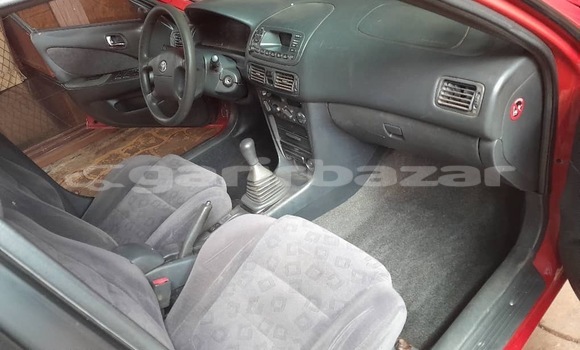 Acheter Occasion Voiture Toyota Corolla Rouge à Yaoundé, Central Cameroon Acheter Occasion Voiture Toyota Corolla Rouge à Yaoundé, Central Cameroon