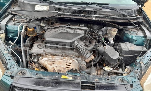 Sayi Na hannu Toyota RAV4 Green Mota in Yaounde a Babban Kamaru Sayi Na hannu Toyota RAV4 Green Mota in Yaounde a Babban Kamaru